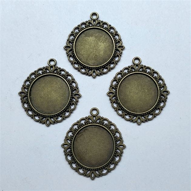 Crafteria ANTIQUE PENDANT BASE D-03