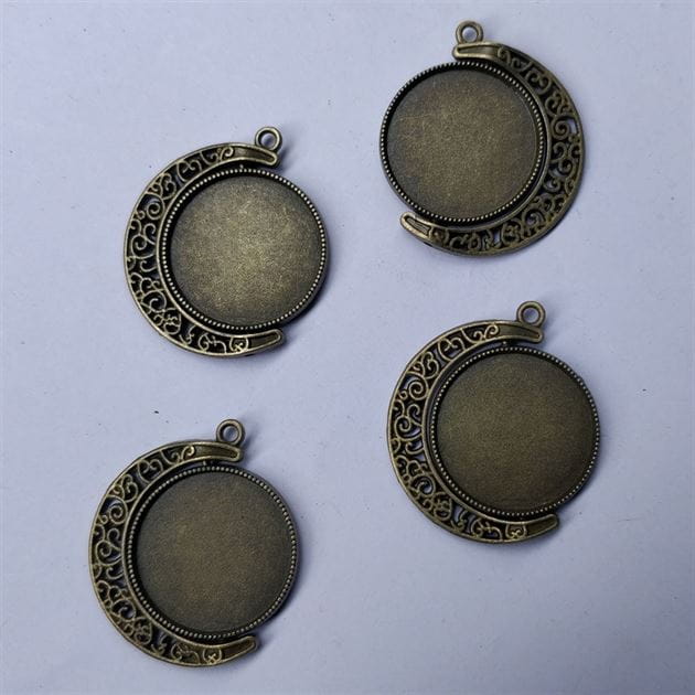Crafteria ANTIQUIE PENDANT BEZELS D-10