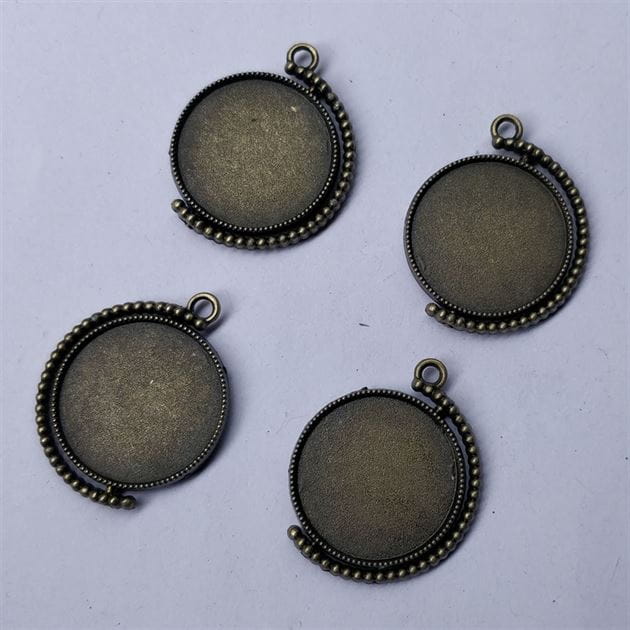 Crafteria ANTIQUIE PENDANT BEZELS D-11