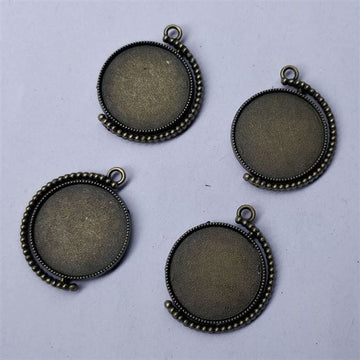 Crafteria ANTIQUIE PENDANT BEZELS D-11