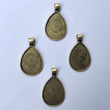 Crafteria GOLD PENDANT BEZELS D-12
