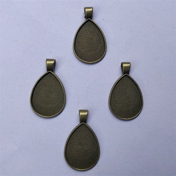 Crafteria ANTIQUIE PENDANT BEZELS D-12