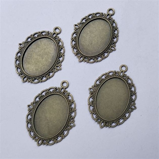 Crafteria ANTIQUIE PENDANT BASE D-16