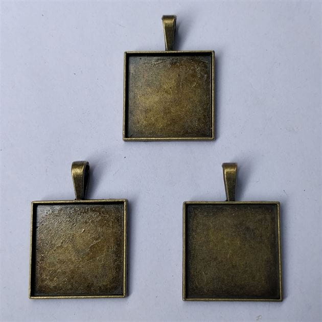 Crafteria ANTIQUIE PENDANT BASE D-18